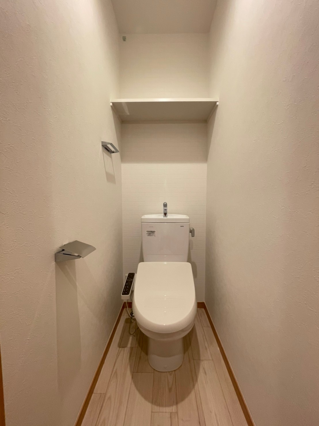 トイレ　清潔感のあるウォシュレット対応のWC♪