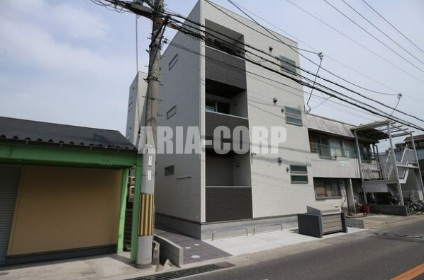 建物外観　2019年完成、大手ハウスメーカー施工デザイナーズアパート！