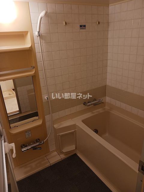 レジデンス岸和田の風呂写真