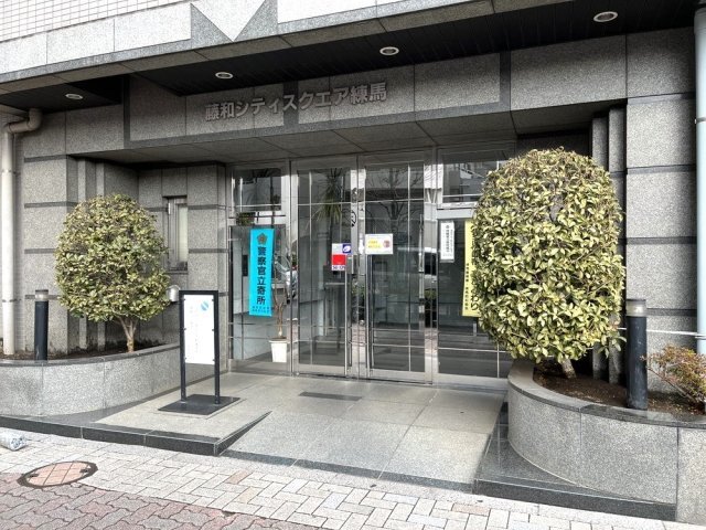 エントランス　エントランス