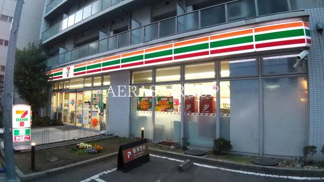 コンビニ　セブン-イレブン 墨田江東橋３丁目店（コンビニ）まで82m