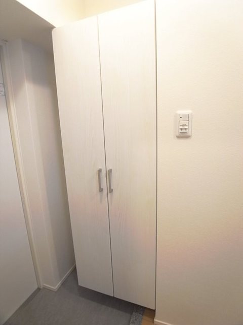 収納　シューズボックス
