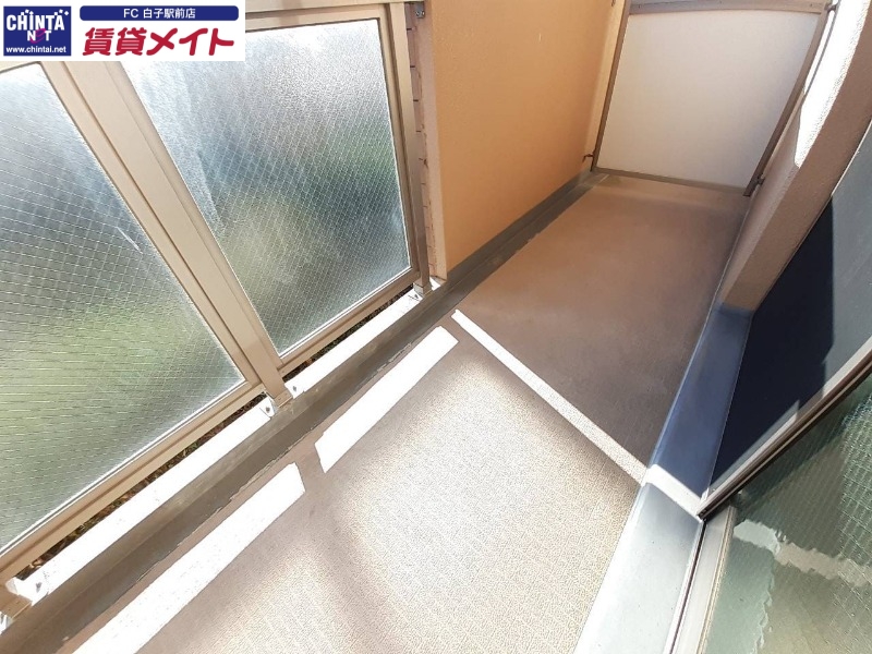 バルコニー　同型参考写真
