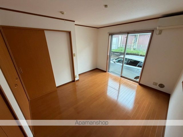 羽鳥3丁目テラスの居間写真