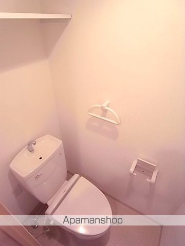ジュネーゼグラン上本町の玄関写真