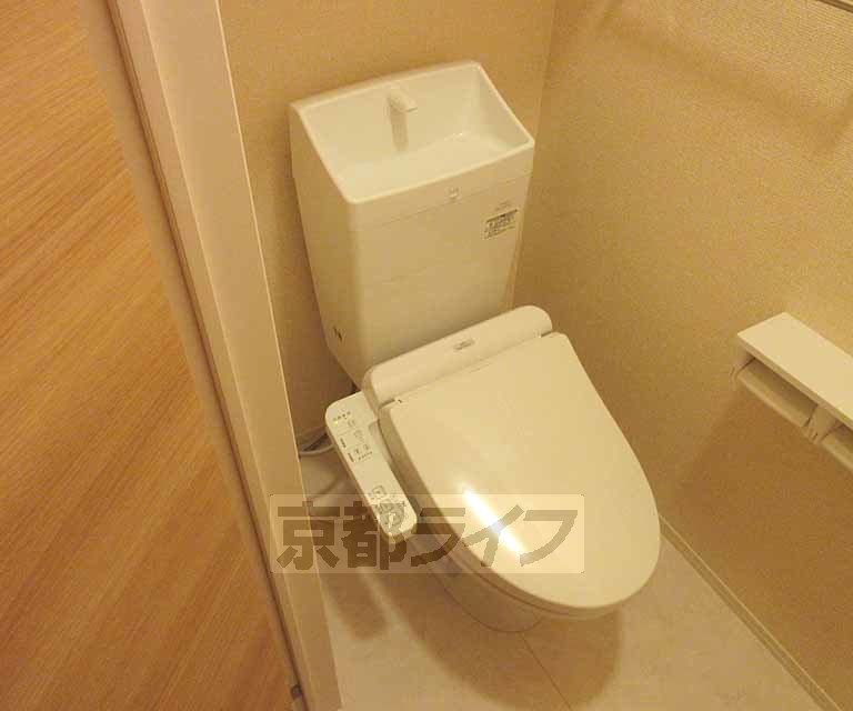 トイレ　清潔感の有るトイレです