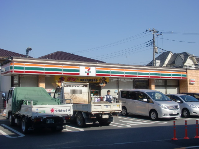 コンビニ　セブンイレブン三鷹新川1丁目店（コンビニ）まで349m