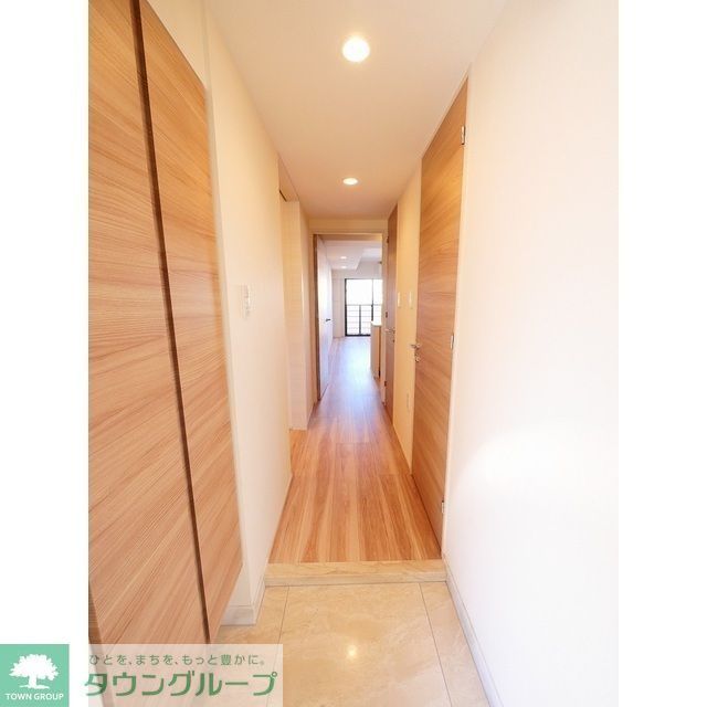 玄関　※同タイプ写真転用
