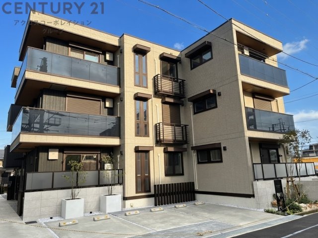建物外観　安心のオートロック付きです♪