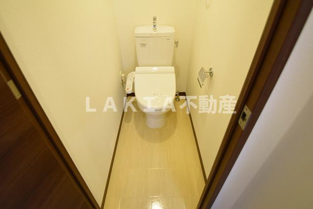レジュールアッシュ梅田北のトイレ写真