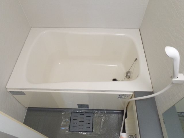 バス・シャワールーム　浴室乾燥機付き