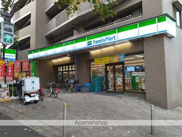 コンビニ　ファミリーマート西五反田四丁目店（コンビニ）まで274m