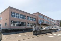 小学校　札幌市立白石小学校（小学校）まで700m