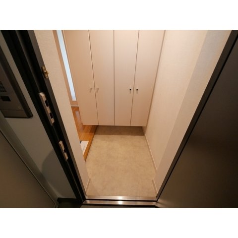 玄関　玄関※別部屋参考写真