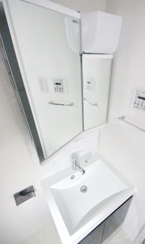 洗面設備　同仕様