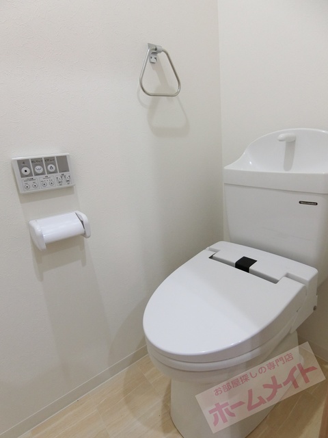 トイレ　同施工会社の同仕様写真です。