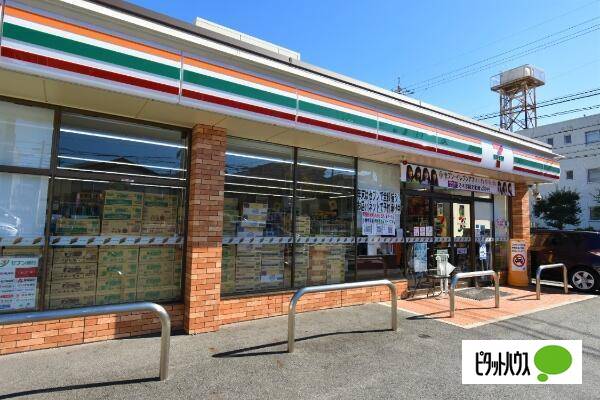 コンビニ　セブンイレブン名古屋表山店（コンビニ）まで867m