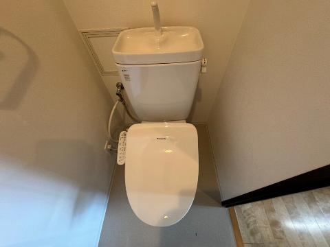 トイレ　トイレ
