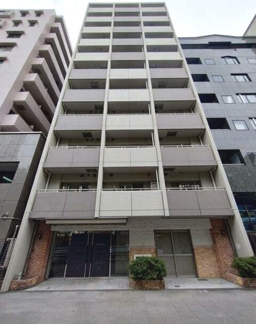 建物外観　オートロック完備