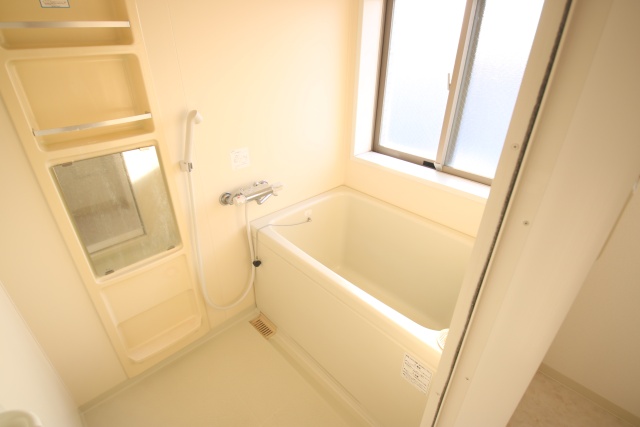バス・シャワールーム　※別室の参考写真の為、現況優先です。