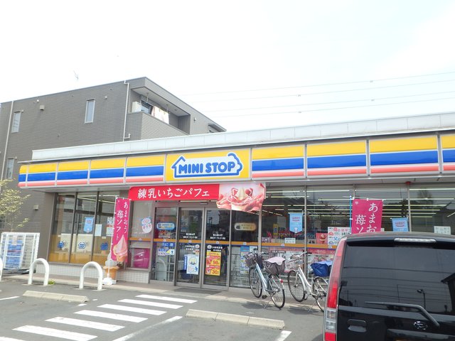 コンビニ　ミニストップ葛飾スポーツセンター前店（コンビニ）まで149m