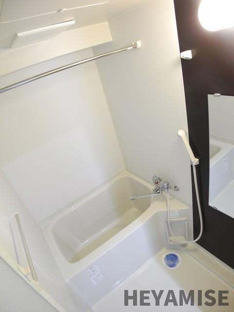 バス・シャワールーム　※別のお部屋の参考写真です※