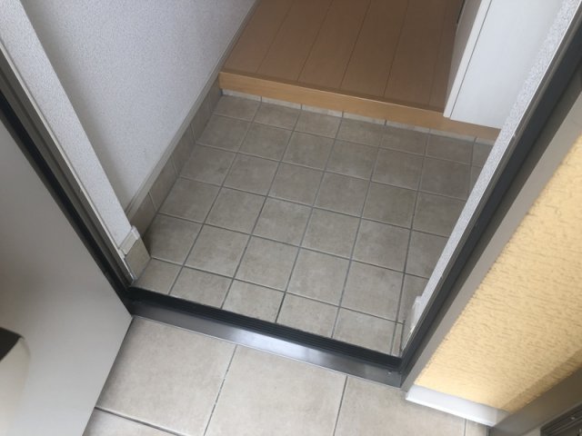 フェリア香寺の玄関写真