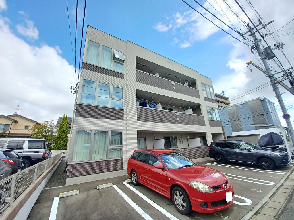 Garden 若木の外観写真