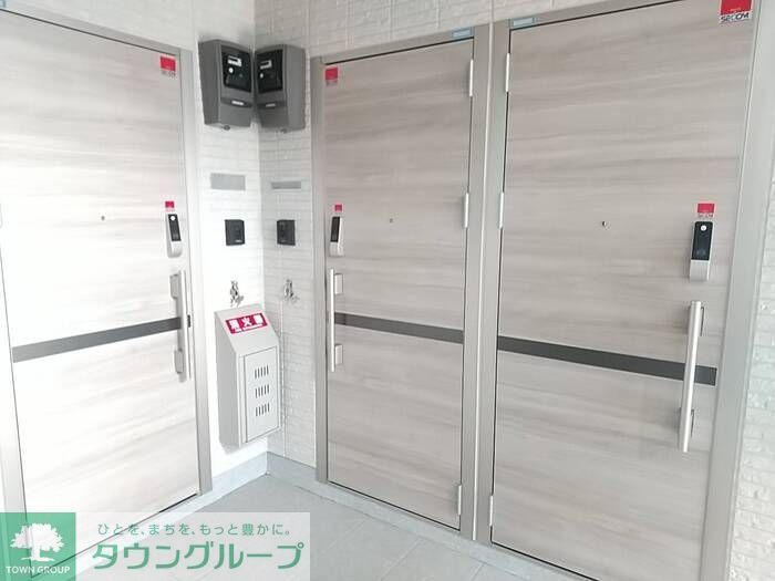 ＪＲ中央線 立川駅 徒歩14分 3階建 築4年の玄関写真