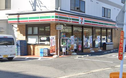 コンビニ　セブンイレブン 草津パナソニック前店（コンビニ）まで325m