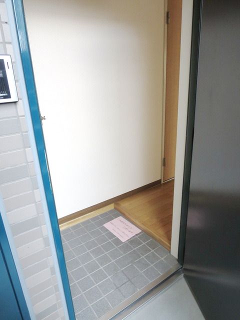 アネックス2の玄関写真