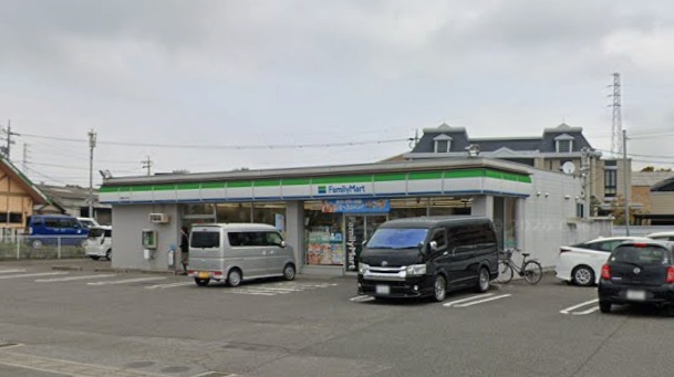 コンビニ　ファミリーマート 岡崎小針店（コンビニ）まで865m