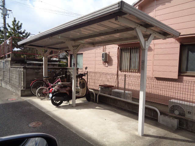ＪＲ山陽本線 明石駅 バス乗車時間：18分 最寄りバス停で下車 徒歩2分 2階建 築21年の外観写真