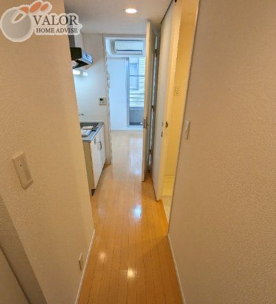 京急本線 大森海岸駅 徒歩6分 13階建 築21年の玄関写真