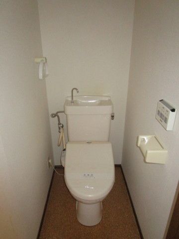ヒルサイドコートのトイレ写真