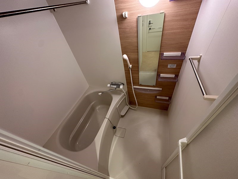 セレニテ神戸元町クレアの風呂写真