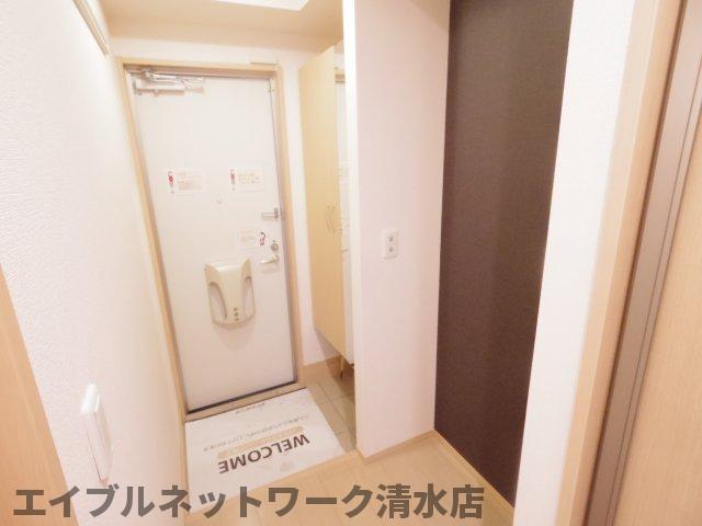 コンフォートKの玄関写真