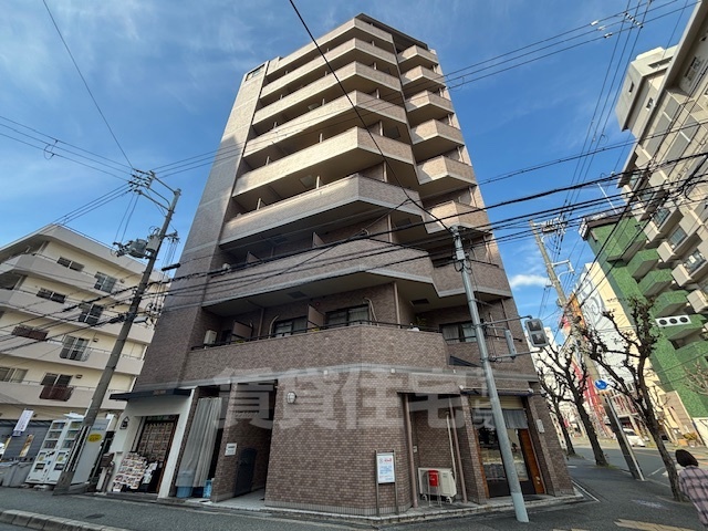 地下鉄御堂筋線 江坂駅 徒歩4分 築30年
