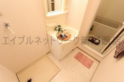 シャンドフレール黒埼Eの内装写真