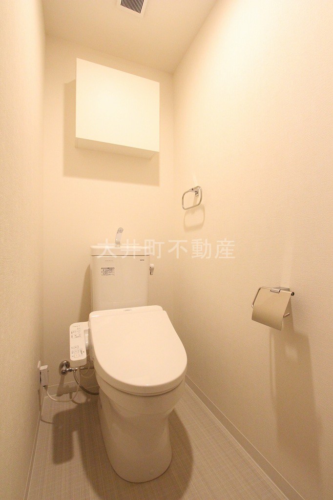 ＪＲ京浜東北線 大井町駅 徒歩12分 6階建 築6年のトイレ写真