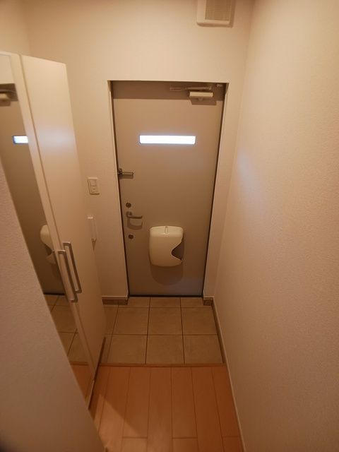 ジェルメ南葛西IIIの玄関写真