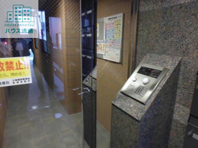 エントランス　エントランス部分