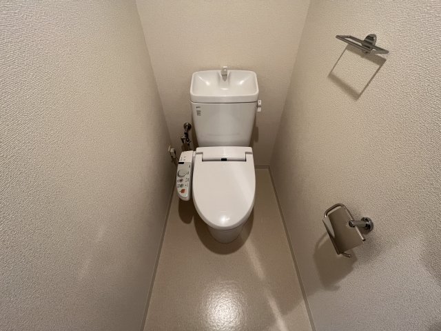 トイレ　※別部屋参考写真