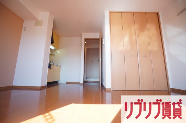 ＪＲ総武線 西千葉駅 徒歩7分 2階建 築23年の居間写真