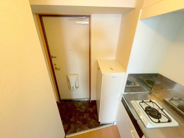 M’プラザ新大阪駅前の玄関写真