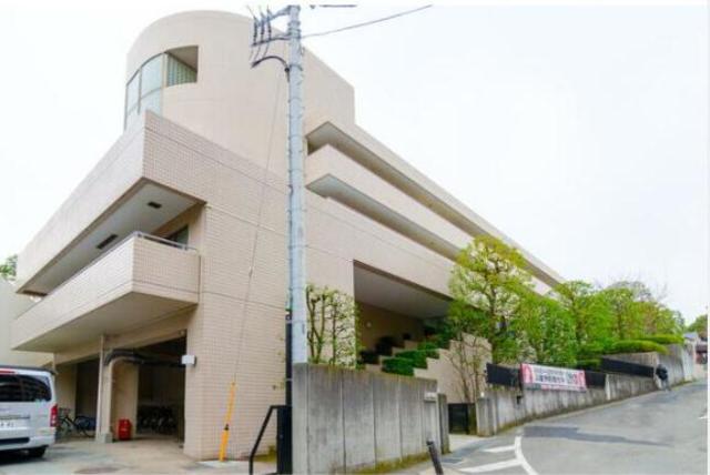 クレセントコート川崎の外観写真