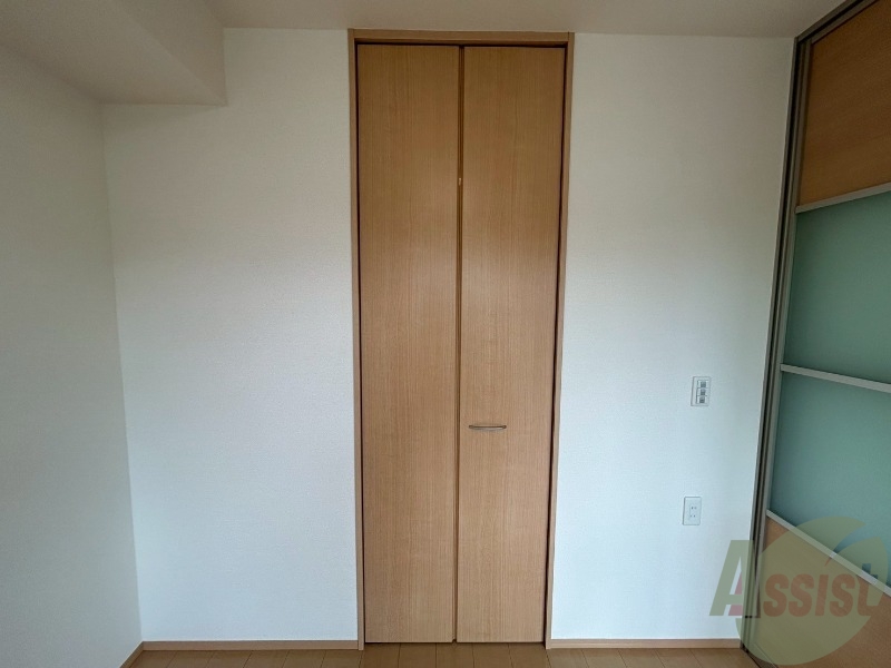 収納　収納は奥行きがあり荷物が多くても大丈夫です。