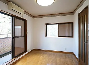 フラットKの居間写真