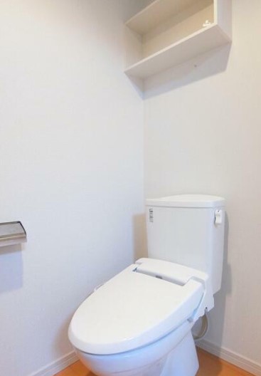 リブリエテルノセラ5号館のトイレ写真