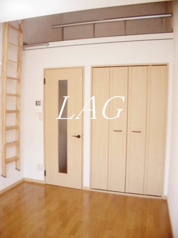 居室・リビング　洋室のお部屋です。